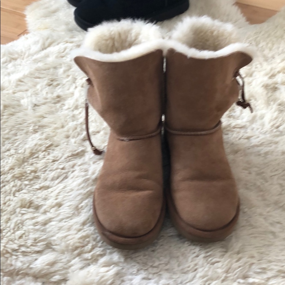 Uggs - Picture 3 of 3